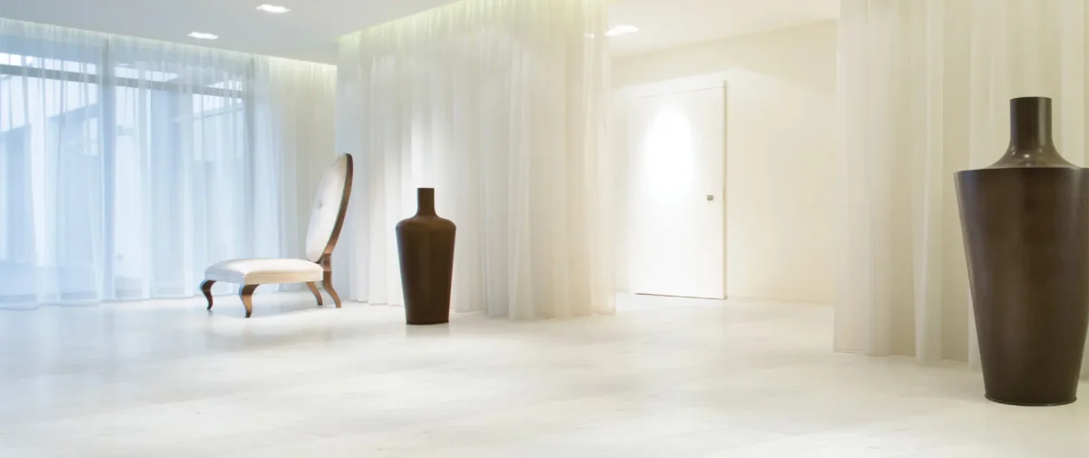 Floor with white light marble applied